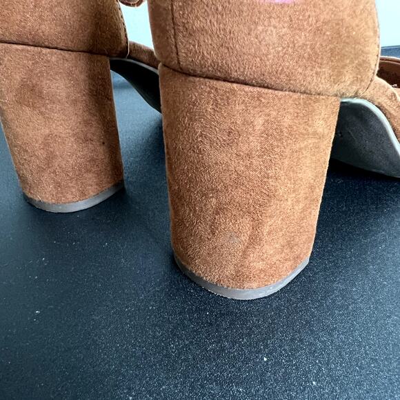 Old Navy Brown Block Heels - Picture 7 of 7